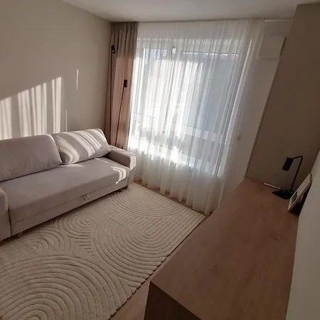 Appartamento Apartman Verde Piest'any